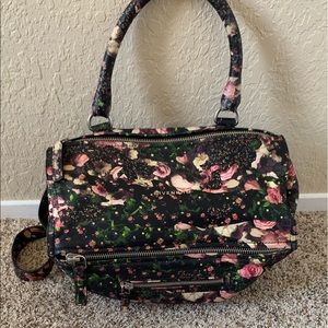 MOVING OUT! Authentic Givenchy Pandora Medium